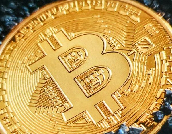 Bitcoin and Layer3 (Dapp layer) protocol?